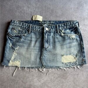 Vintage Y2K Abercrombie & Fitch Blue Distressed Mini Skirt